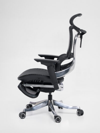 Paradox Ergo Milano Pro Black — side view showing Korean mesh backrest and aluminium frame